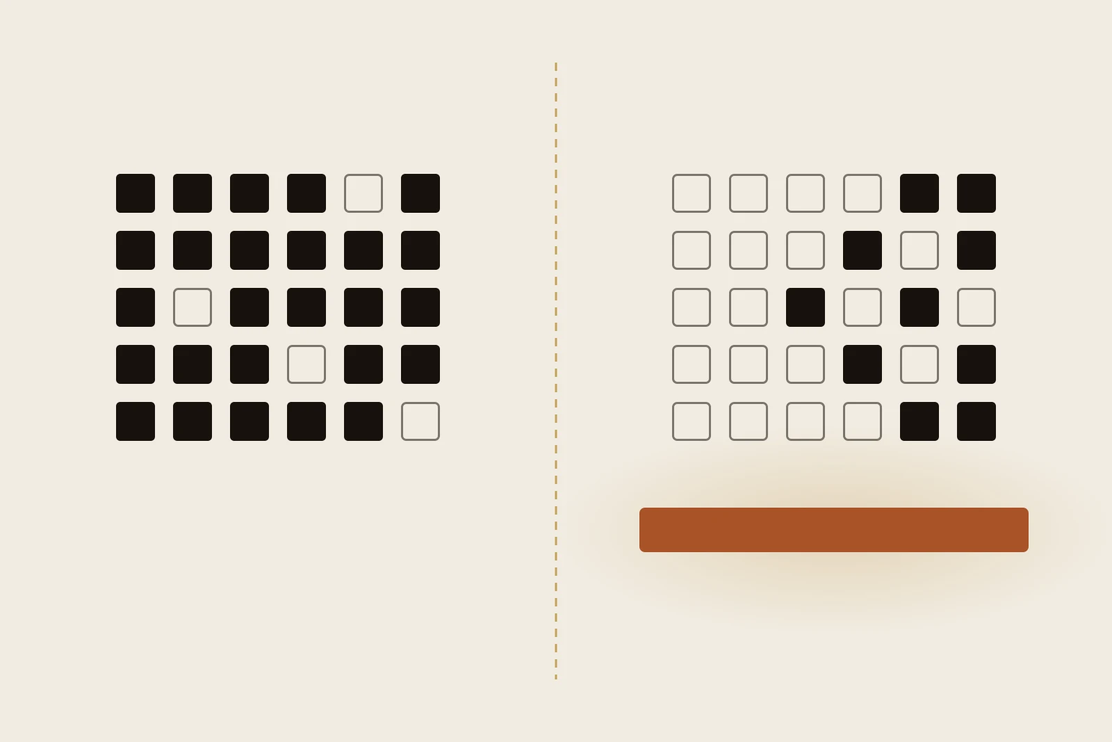 Editorial Illustration: Links einer gestrichelten, messingfarbenen Mittellinie steht ein Raster aus kleinen Quadraten, fast alle tintenschwarz gefüllt, nur wenige leer. Rechts der Linie setzt sich das Raster fort, doch die Quadrate sind zunächst nur Umrisse und füllen sich erst zum rechten Rand hin wieder, Spalte für Spalte. Unter dem rechten Raster liegt quer ein flacher terrakottafarbener Balken mit weichem Schimmer. Sinnbild für gespeicherte Entscheidungen, die am Wechsel stehen bleiben, und einen Banner, der alle neu fragt.